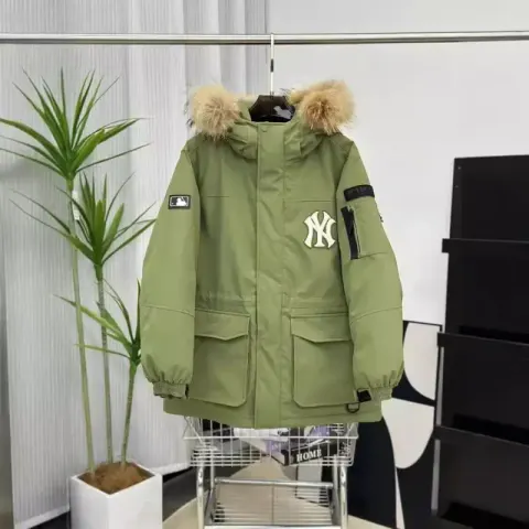MLB Jacket option army green