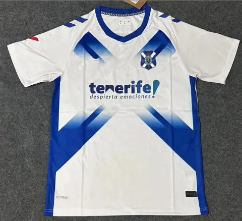 Legia Warszawa 24/25 Away Jersey option Tenerife