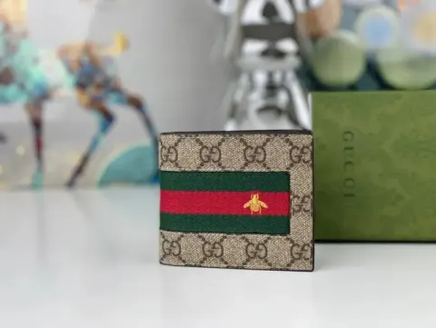 Gucci Wallet option 4