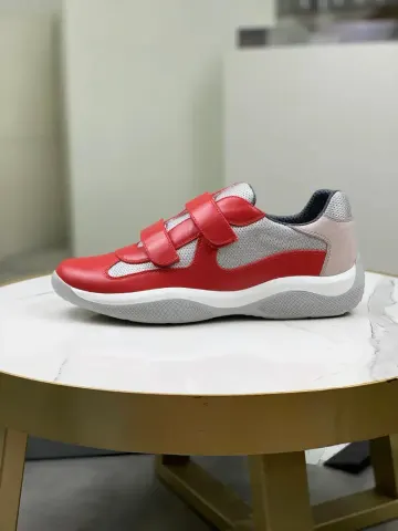 Prada American Cup's option 37