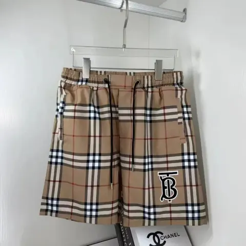 Burberry Polo option 7
