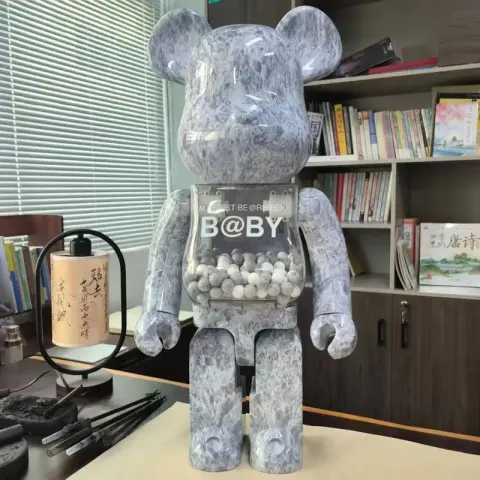 Unique Medium BearBrick option Snow Qianqiu
