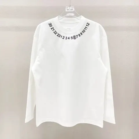 Maison Margiela Hoodie option 26