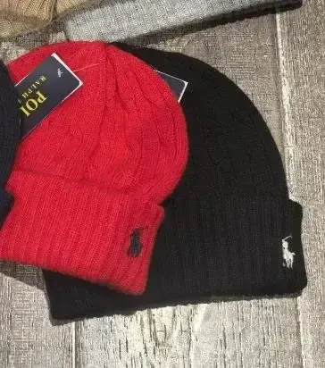 Ralph Lauren Beanie option Black and white markings