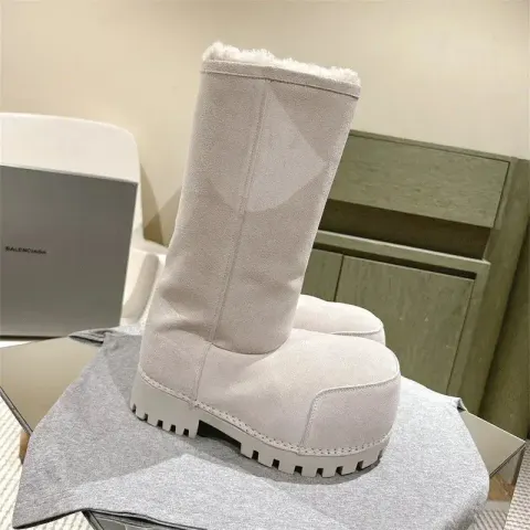 Balenciaga Alaska Fur Boots option White high tube
