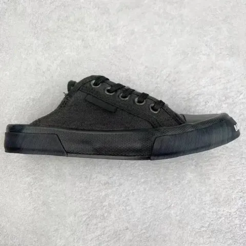 Balenciaga Sneakers option 4