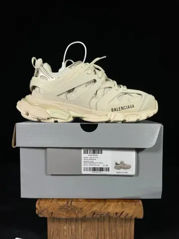 Balenciaga Track Sneakers option Three generations of rice camel 59112