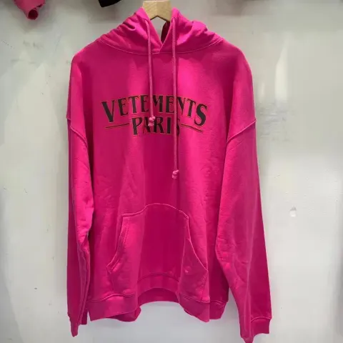 Vetements Fan Hoodie option V129 Red