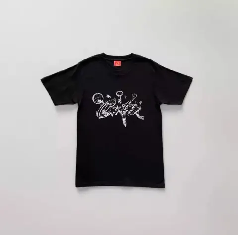 Corteiz Tee option Sky Diver Black