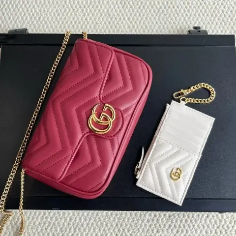 Gucci GG Marmont Bag option Wine red envelope white card