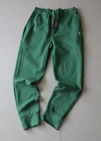 Ralph Lauren Zip Up Hoodie option dark green pants