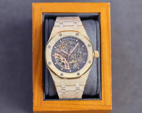 Shiny Audemars Piguet Skeleton Watch option Golden Shell-Black Plate Steel Strip