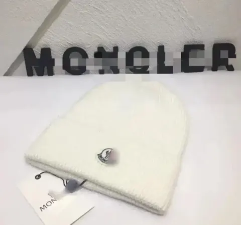 Budget Moncler Beanie option Knit Hat White