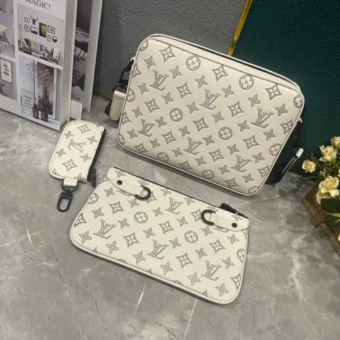 LV Bag option 8