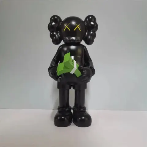 Kaws Figure option Black Box