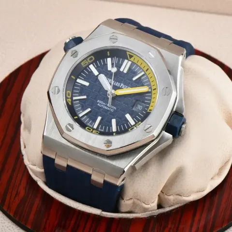 Audemars Piguet Royal Oak Offshore Diver option Silver case – blue dial, blue strap
