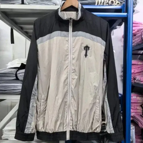 Trapstar Tracksuit option 3105 black and white