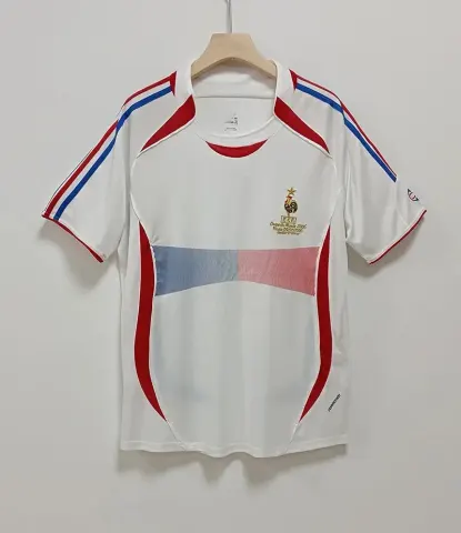 Manchester United Jersey 21-22 option 2006 France away