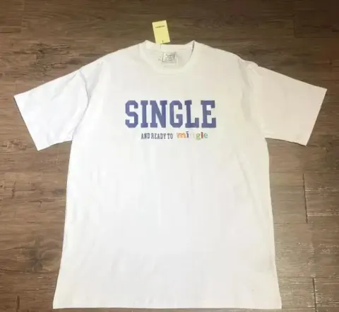 Vetements Tees option 33