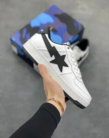 Bape SK8 ( Tons Of Colorways ) option White and black