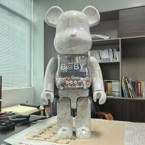 Unique Medium BearBrick option Golden-thread-glazed marble, everlasting.