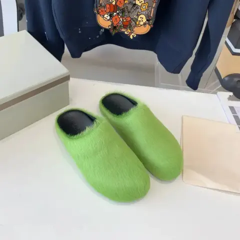 Marni Slides option green