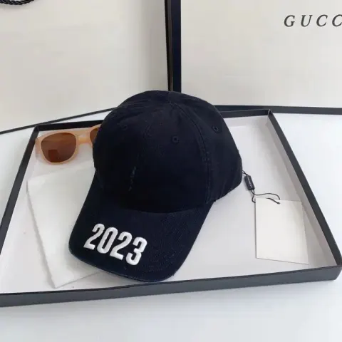 Balenciaga Cap option 2023 Black