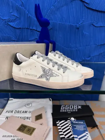 Golden Goose Trainers option 16