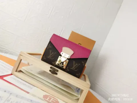 LV Wallet option M67478-3