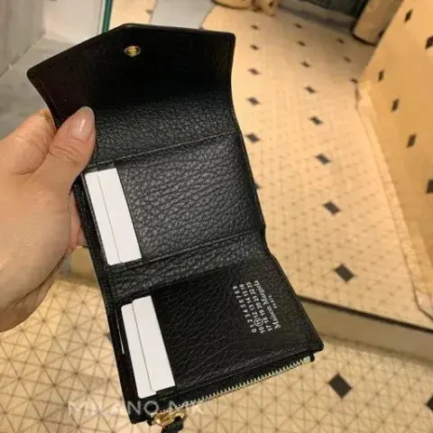 Margiela Wallet option Triangular Triangle