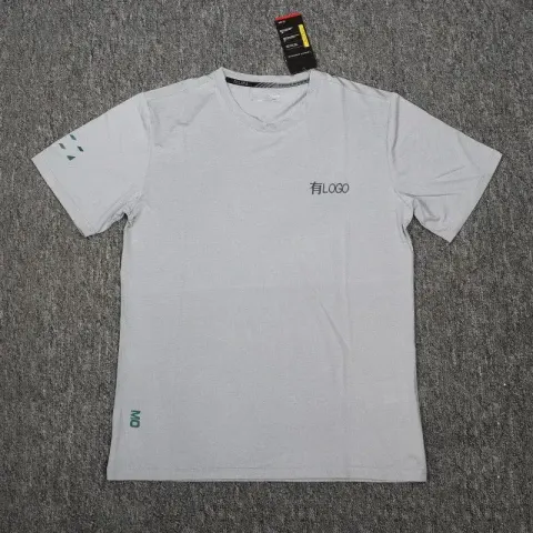 Under Mour T-Shirts option grey