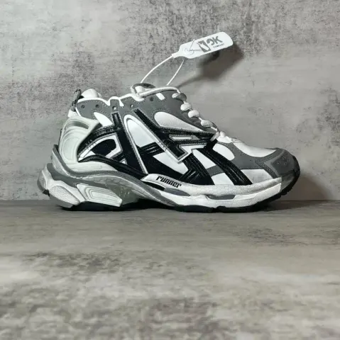 Balenciaga Runner Black Red Graffiti option Cloth black and white ash