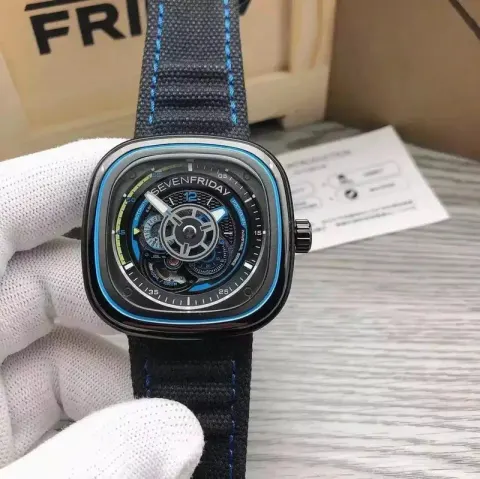 SevenFriday Watch option P3C-03
