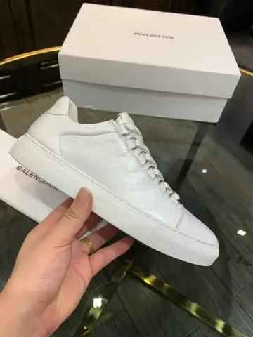 Balenciaga Arena Low option White low cut