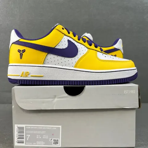 Air Force 1 TS Utopia option G Tribute to Mamba FZ1151-100