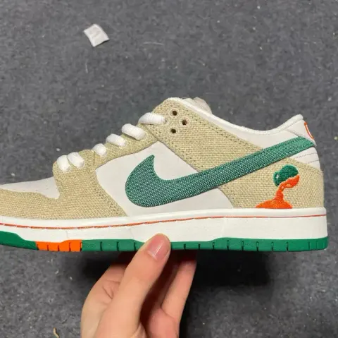 Dunk Powerpuff Shoes option Tear and tear music