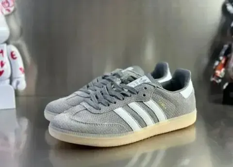 Adidas Samba Shoes option 3