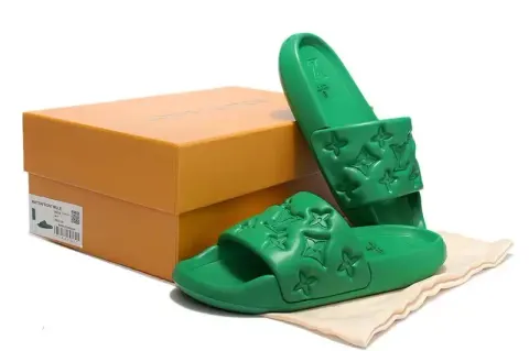 LV Waterfront Shoes option green