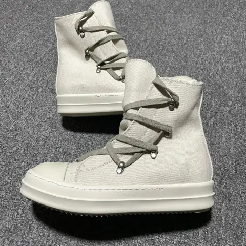 RO Jumbo Lace Shoes option RO high-top white canvas