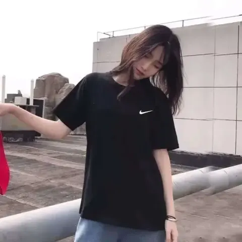 Nike T-shirt option Black left hook