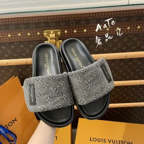 LV Pillow Shoes option black