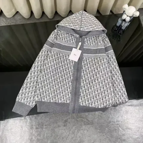 Dior Sweater option 1