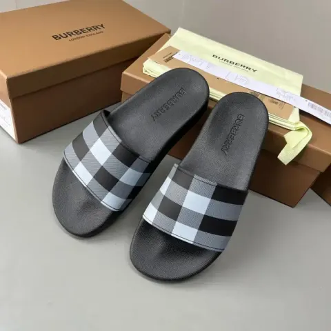 Burberry Slides option No.4