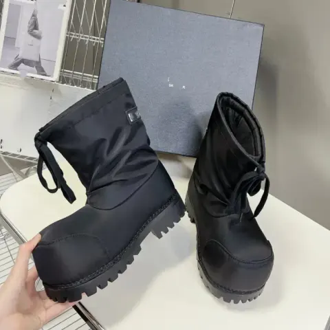 Balenciaga Alaska Ski Boots option Black 2