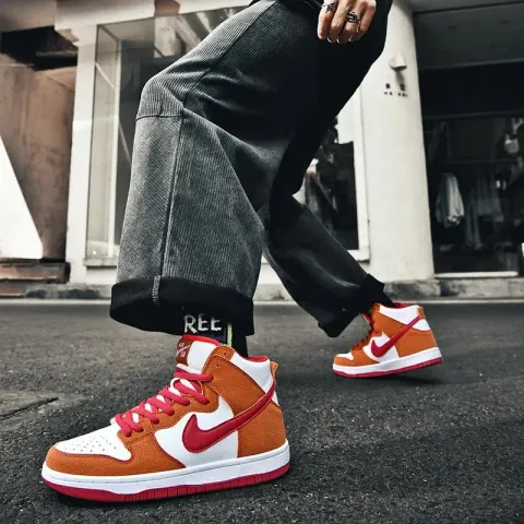 Jordan 1 High "Not For Resale" option 885 red