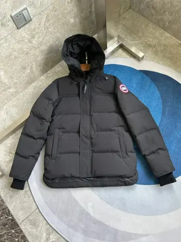 Canada Goose Wyndham Jacket option Black-Red Label