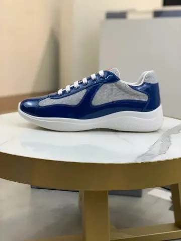 Prada American Cup's option 23