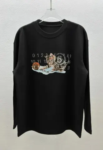 Maison Margiela Hoodie option 23