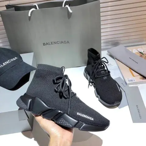 Balenciaga Speed Trainers option 17