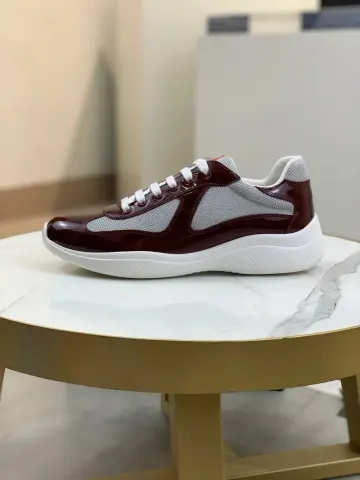 Prada American Cup's option 19